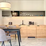 Ξενοδοχείο με διαμερίσματα H11 4*