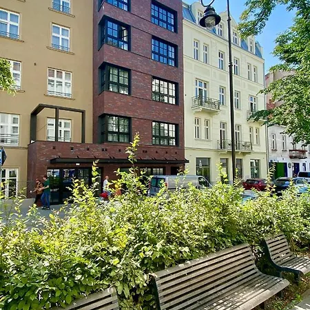 H11 4* Krasków