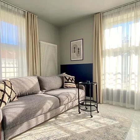 H11 Lejlighedshotel 5*
