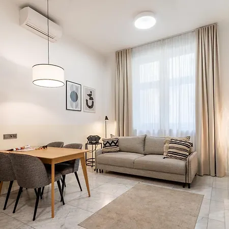 H11 Lejlighedshotel