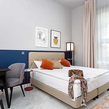 Hotel apartamentowy H11