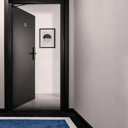 H11 Aparthotel