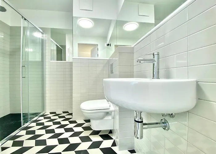 Hotel apartamentowy H11 4*